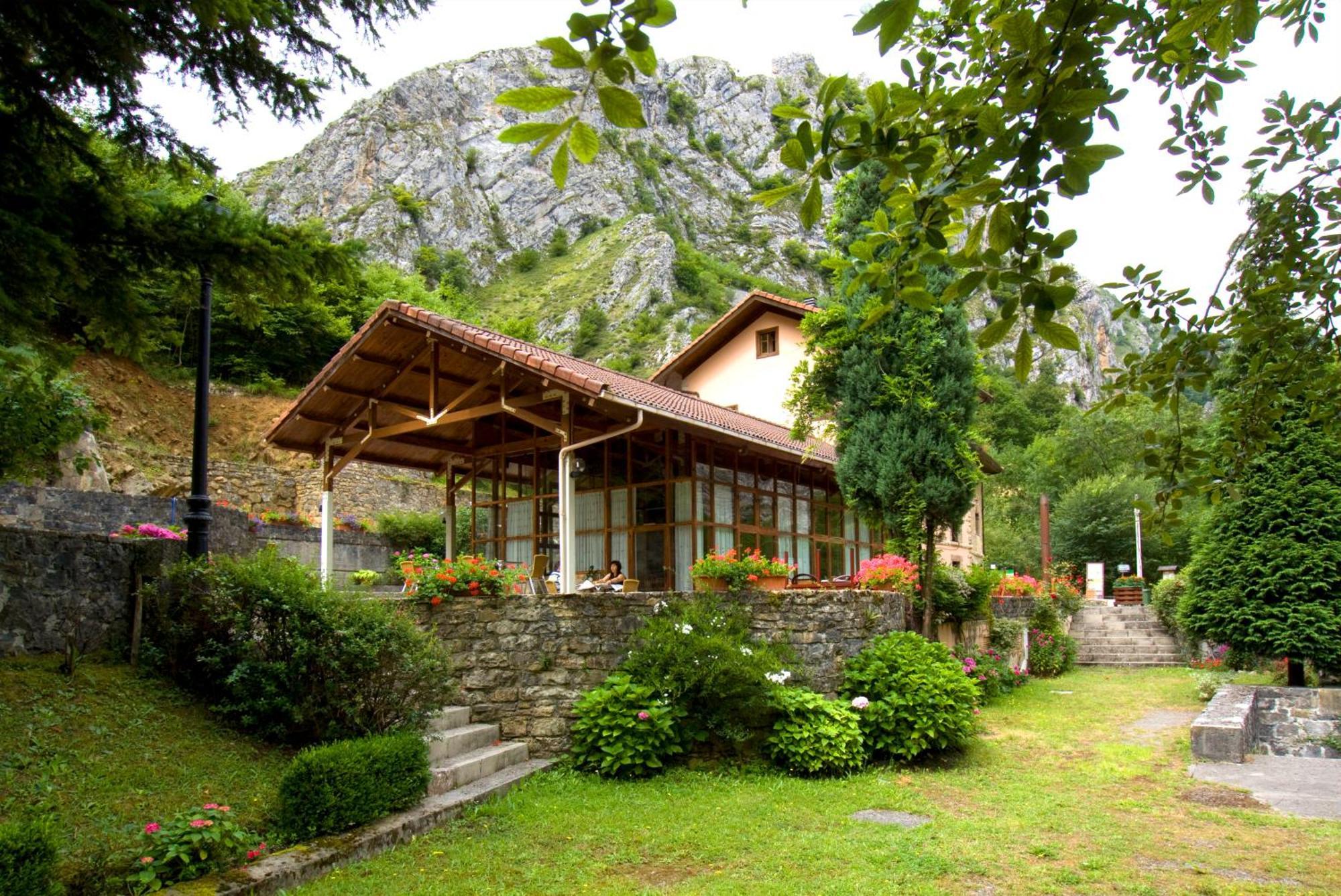 La Casona De Mestas Ponga Buitenkant foto